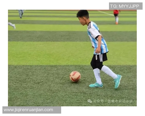 小帅的足球梦想成真了吗他能否在绿茵场上闪耀光芒 小帅的足球梦想成真了吗他能否在绿茵场上闪耀光芒