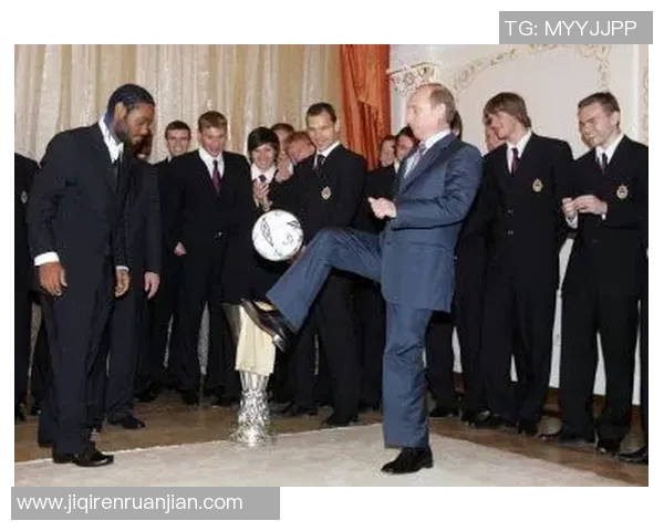 普京与足球明星共饮畅谈视频引发热议揭示友谊与运动的魅力