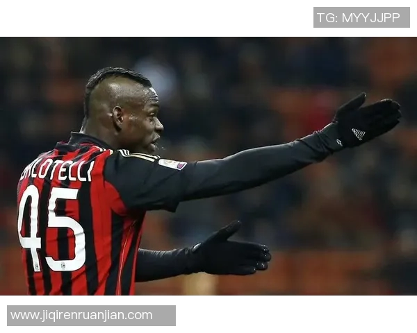 足球明星黑色吊带的名字及其背后的故事揭秘